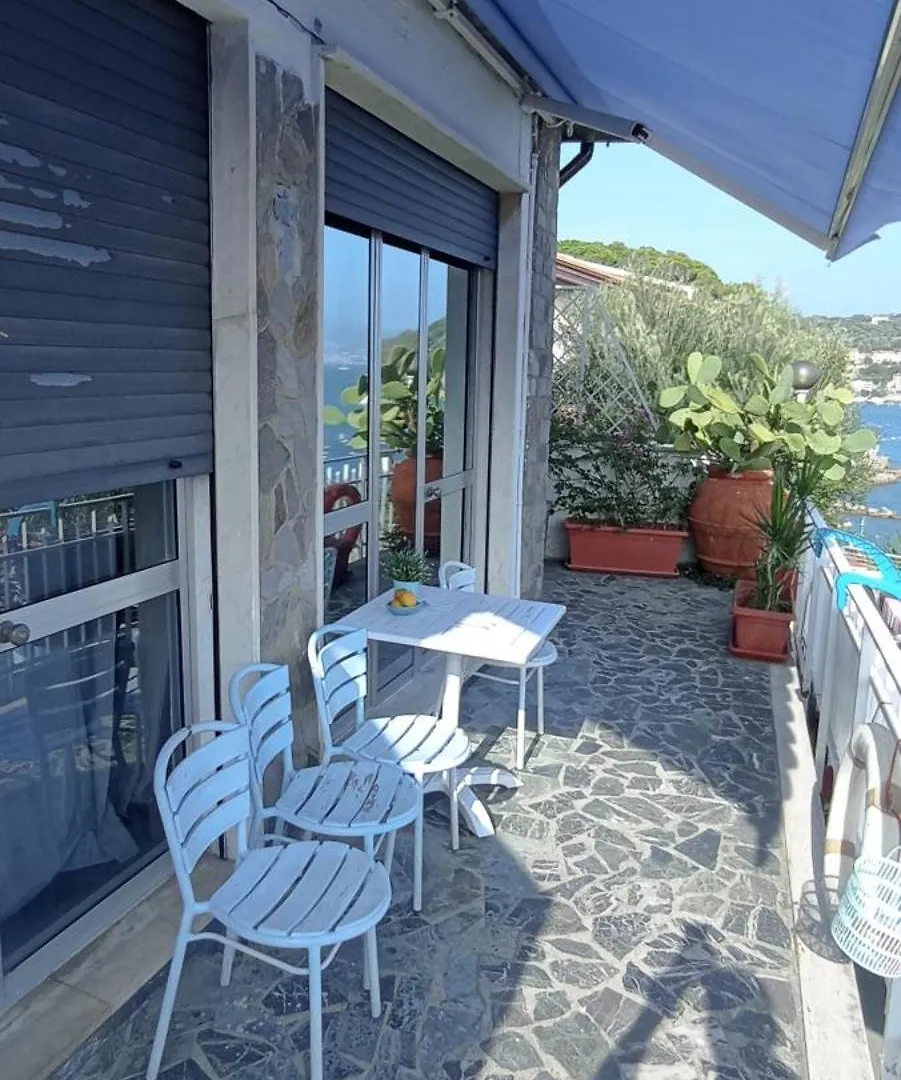Affittacamere La Tortuga Porto Venere Guest house